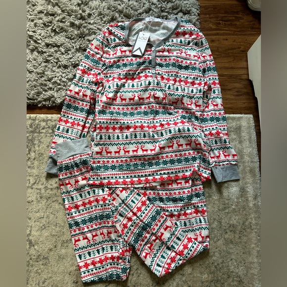 Christmas Pj set! - Picture 2 of 4